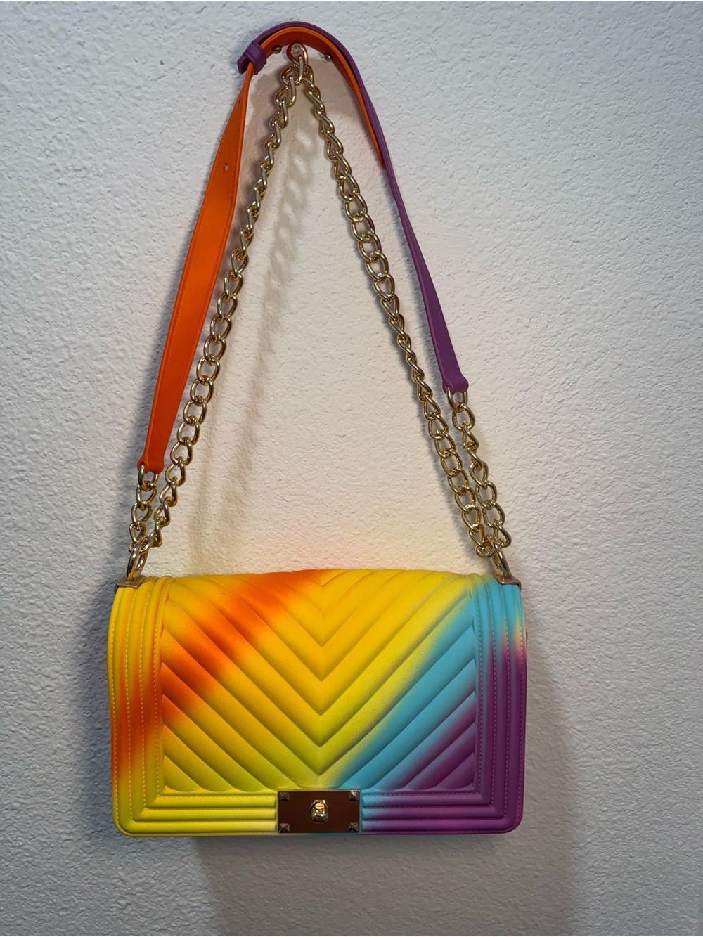 Gradient Rainbow Quilted Shoulder Bag with Gold Chain Strap
